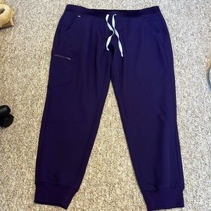 Figs Zamora Jogger Scrub Pants- Purple Jam